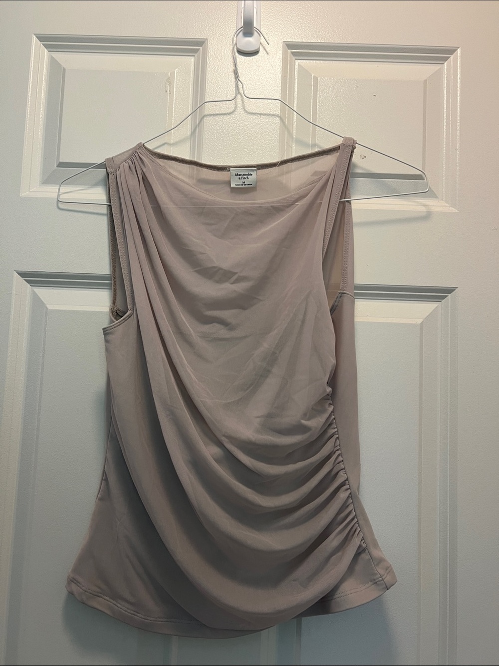 Abercrombie & Fitch Light Taupe Draped Sleeveless Top - Picture 1 of 3